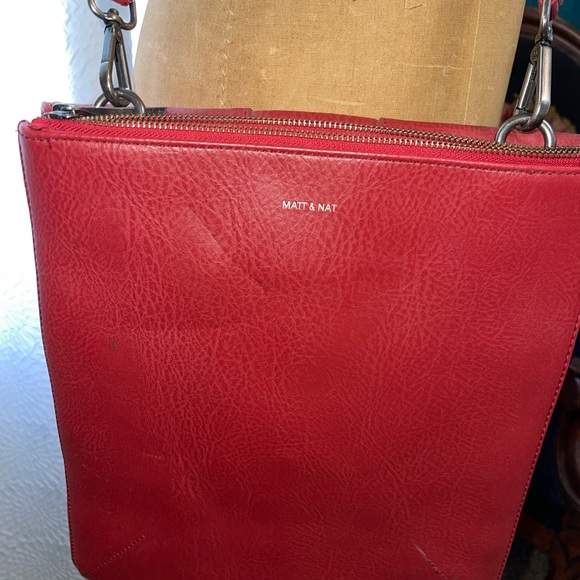 Vegan leather Red Cross body bag - Picture 4 of 7